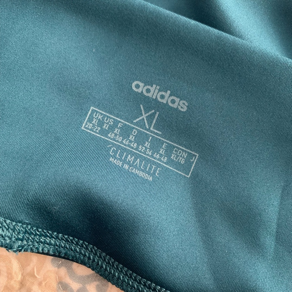 ADIDAS  Women Climalite fabric Workout Leggings Size XL, Teal Color, NWOT